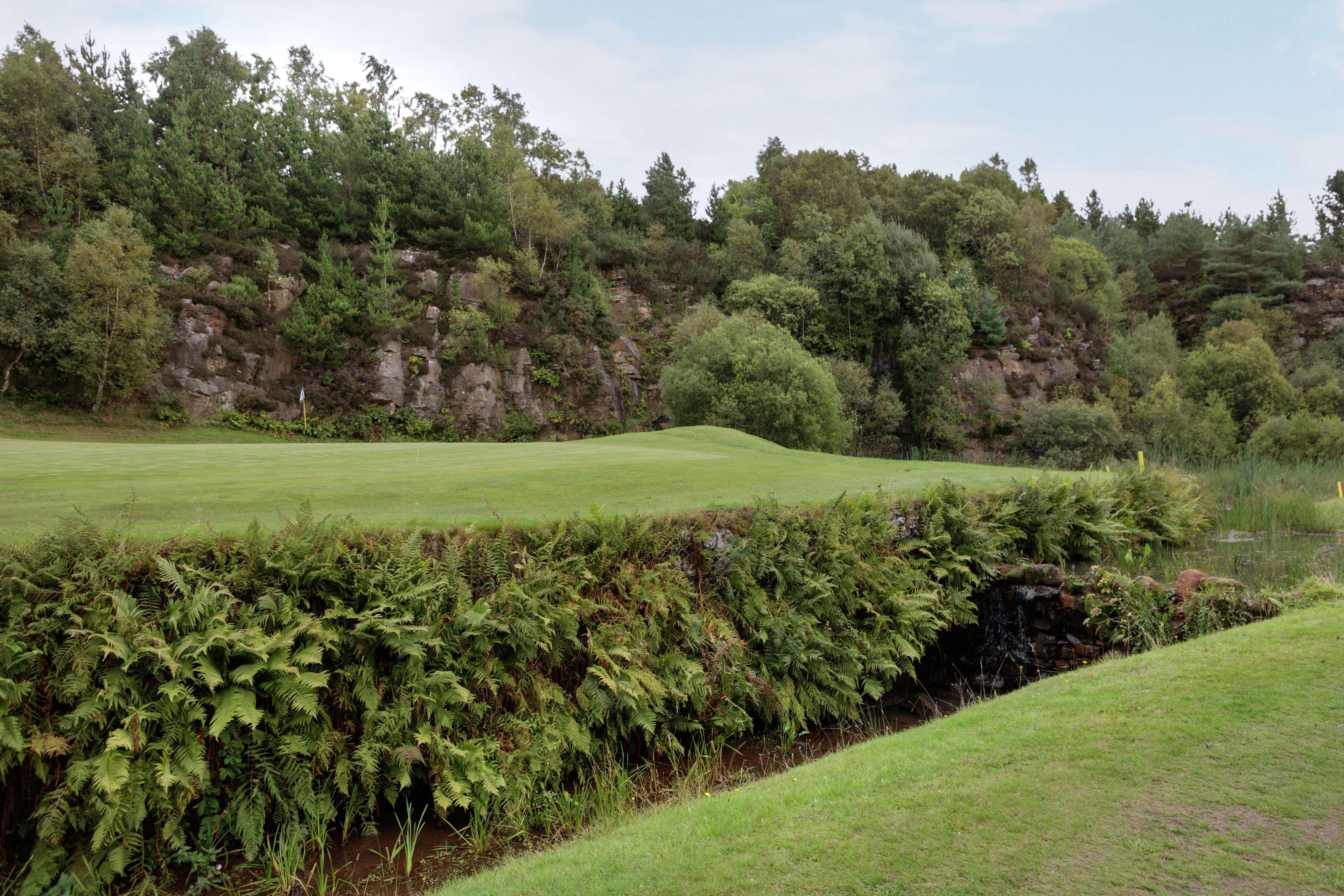 Doubletree By Hilton Glasgow Westerwood Spa & Golf Resort Камбернолд Екстер'єр фото